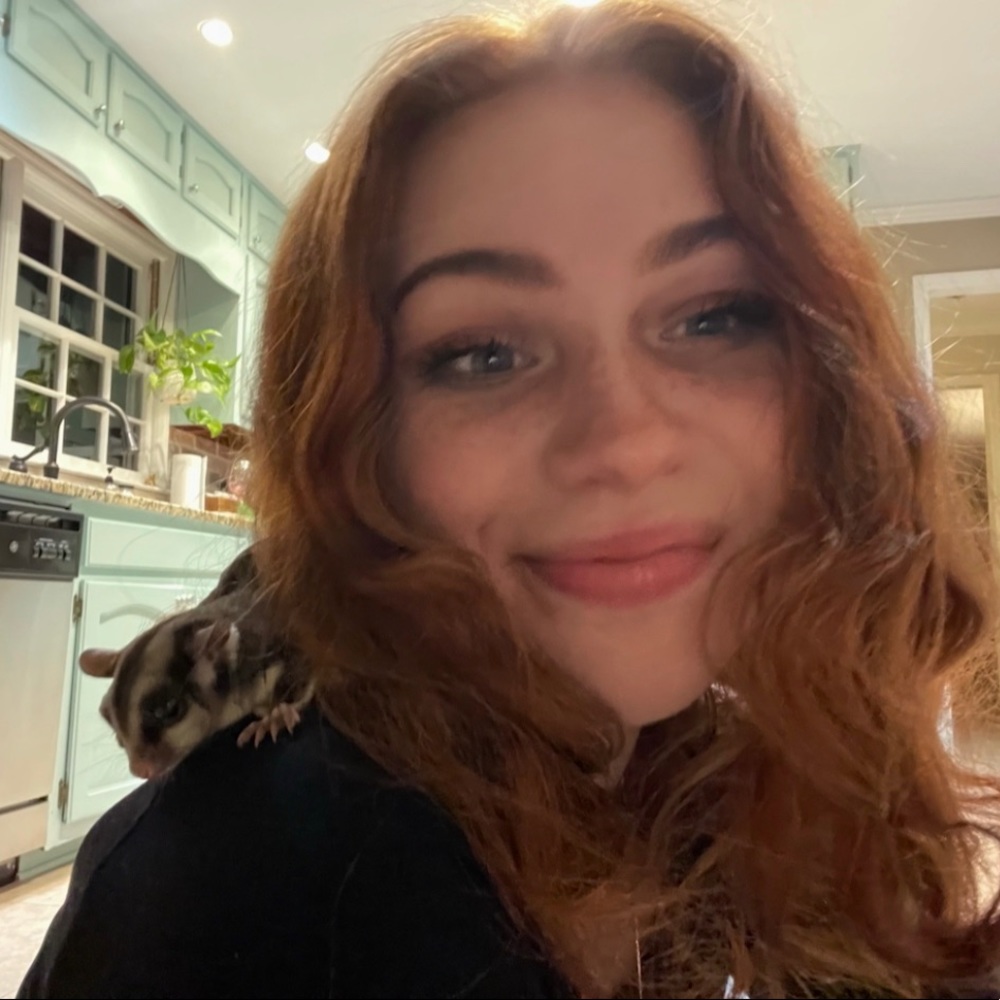 Meet your Posher, Maci